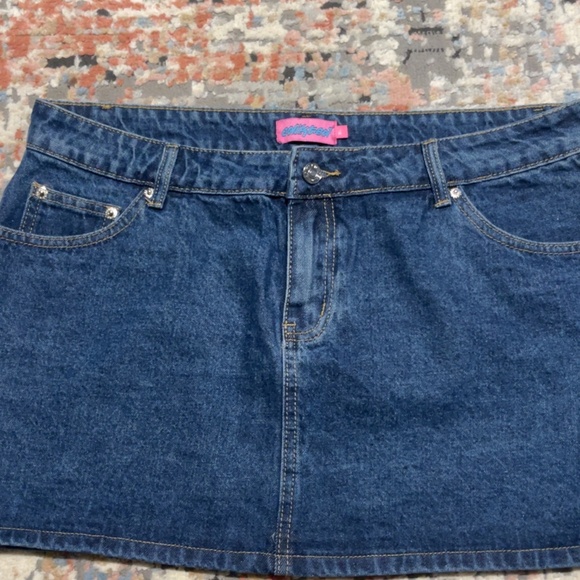 Edikted Denim Skirt - Picture 2 of 4